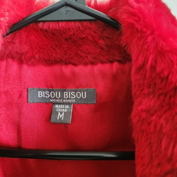 Bisou Bisou Authentic Red Spanish Rabbit Fur Vest - Picture 10 of 11